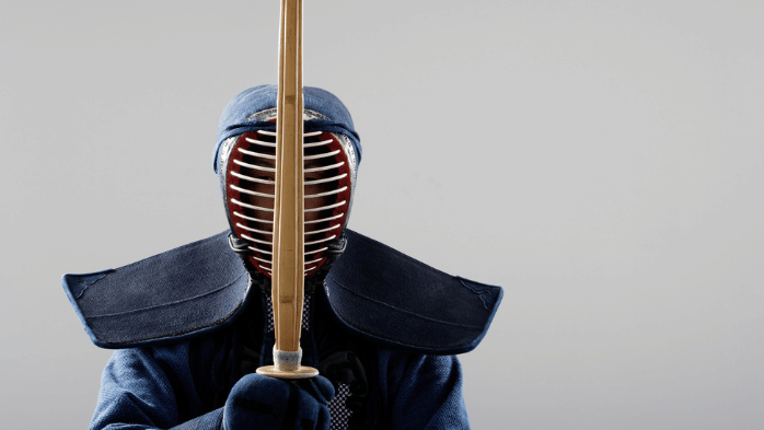 fencer squaring up | discipline vs. motivation