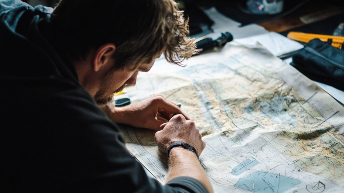 man making plans | 10 Things I Wish I Knew In My 20s